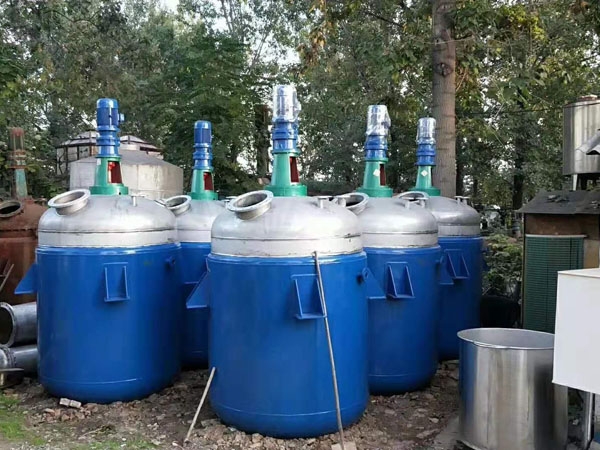 搪瓷反应釜